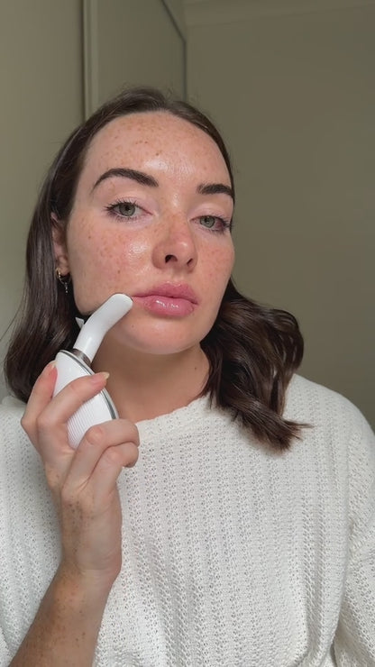 Claréa Red Light Massager Face & Neck Beauty Device – Skin Sculpting, Firming